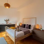Spacious 3Br Atrium Penthouse, Balcony, Cismigiu