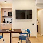 Old Town Apartments By Olala Homes