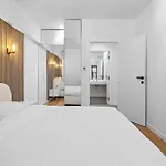 One Cotroceni - Luxurious Apartment With Balcony