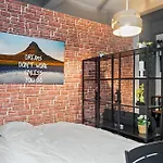 Old Town Cozy Room 322