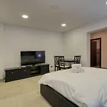 2 Hidden Gems - All U Need - By Uni88 Apartments