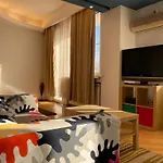 Cosy Apartment In The Heart Of Bucharest