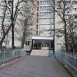 Titanii Park Apartment
