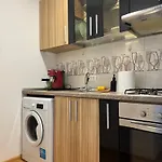 Titanii Park Apartment