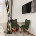 Spacious 3Br Retreat In Central Bucharest