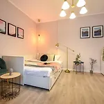 Heart Of Bucharest - Cozy Studios On Smardan Street