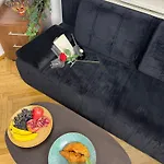 Romantic Bathtube Cismigiu Park 2 Room Apartament