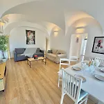 Victoriei Two Bedroom Apartment