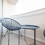 Novos Luxury Suites