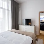 Sunny Large Flat - Amzei Square - Superb Balcony