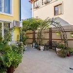 Cozy Apartment With Free Parking Close To Romexpo