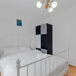 My Place Unirii City Center