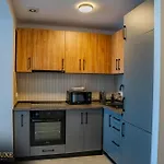 Yamaluxe Apartments - Modern & Spacious With Beautifull View