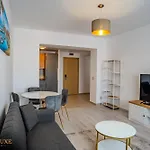 Yamaluxe Apartments - Modern & Spacious With Beautifull View