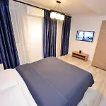 Shabbat Apartments