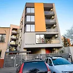 Pierre Cardin Deluxe Apartment With Terrace By Magniflex