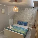 Minimal Studio In Hearth Of Old Town