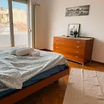 Central Retreat Apartments Magheru