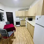 House Studio City Center