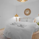 Santorini White Experience