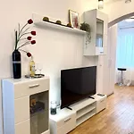 Moon View - Luxury Apartment - Sanador Victoriei