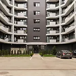 Sphere - High-End 1Br Getaway Near Promenada Mall