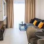 Central Address Bucharest - Cozy Accommodation