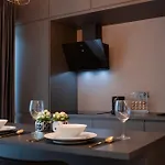 Executive Duplex With Balcony, Skyline Views & Free Parking