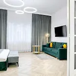 High Ceilings Apartments Bucharest Garden - Optional Parking
