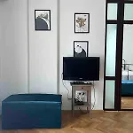 60Sq Old City Center Flat