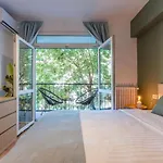 Charming & Central 1Br Apartment
