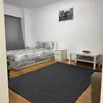 Green View Apartment