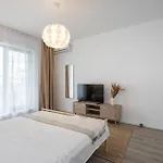 Plaza Residence Studio 214