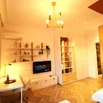 Deluxe Premium Studio Old Town - Free Minibar