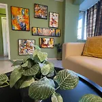 City Haven - Downtown Apartments With Art Deco Design