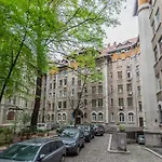 Home Guest Apartments 4
