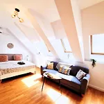 Bucharest Central Ee Apartment