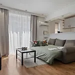 Old Town Sunshine Apartment