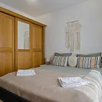 Old Town Sunshine Apartment