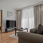 Old Town Sunshine Apartment