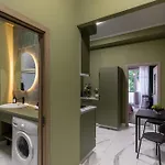 Holt - Serene 1Br Apartment In University Square