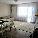 Top Up Studio