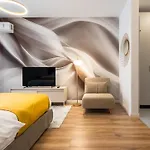 Plaza Residence Studio 37