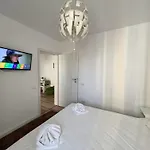 Lazy\'S Haven - Chic Central Escape In Bucharest