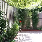 Banu Manta Apartments