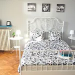 6 Sense Apartment