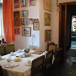 Vila 11