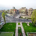 Victoriei 1