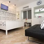 Imperial City Center - 1 Bedroom Apartment
