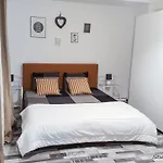 Studio Central Exer II